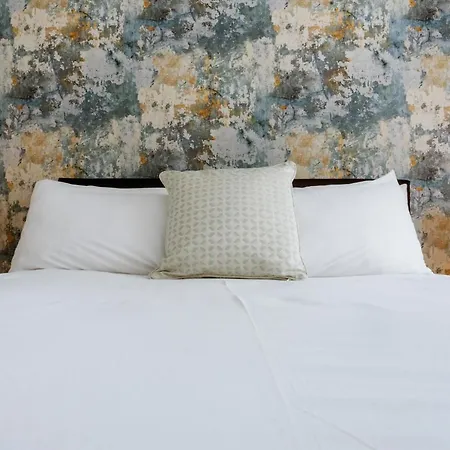 Plougastel House Westport