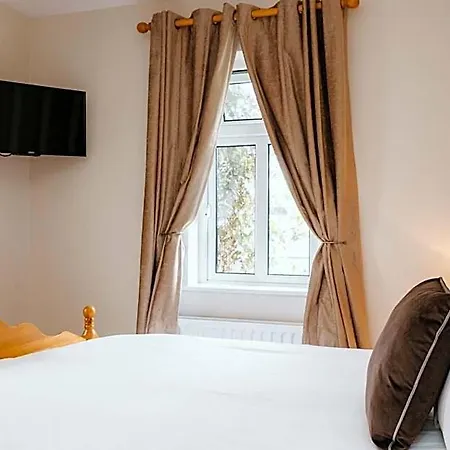 Plougastel House Bed and breakfast