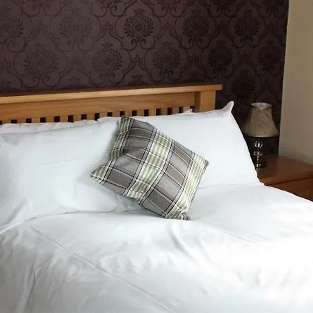 Couette-café Plougastel House Westport